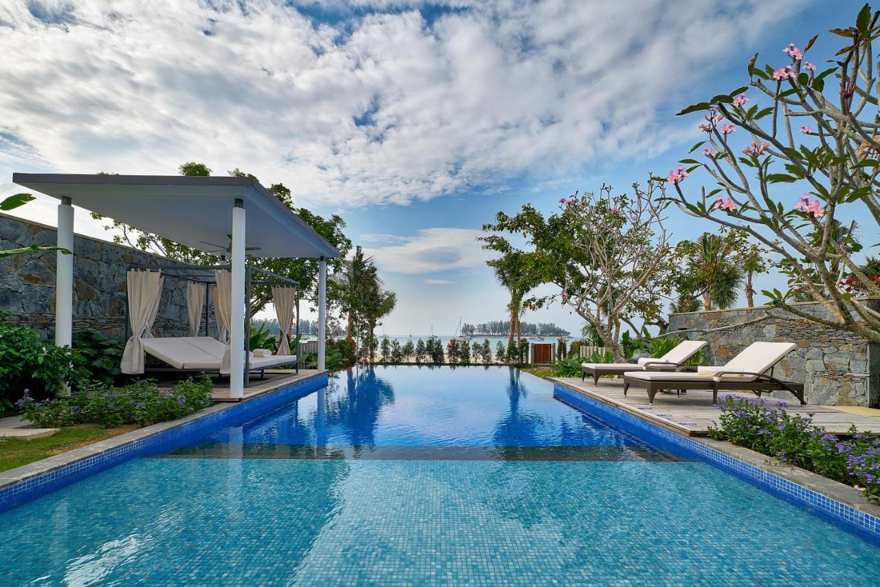 The Danna Langkawi - A Member Of Small Luxury Hotels Of The World Pantai Kok Esterno foto The swimming pool at the hotel