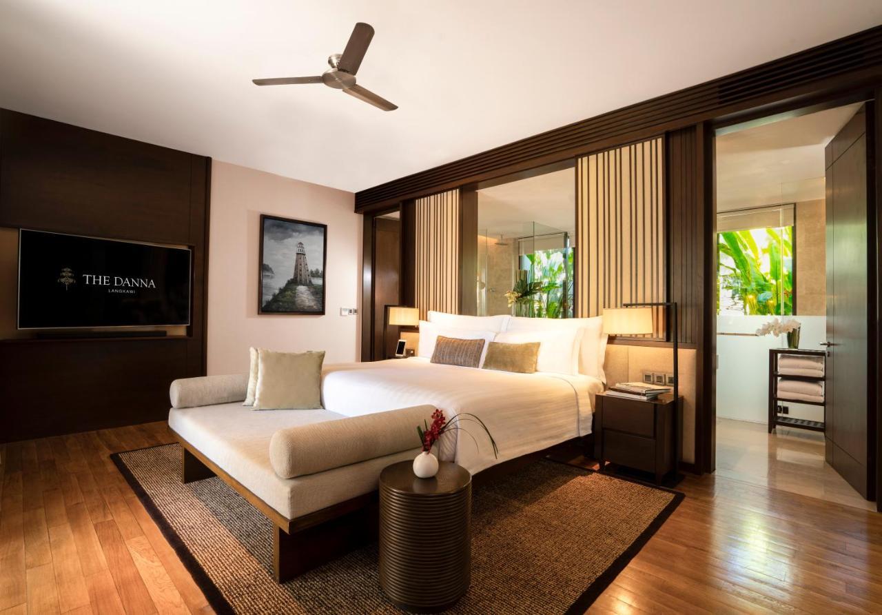 The Danna Langkawi - A Member Of Small Luxury Hotels Of The World Pantai Kok Esterno foto The Residence bedroom