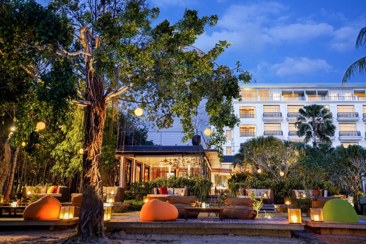 The Danna Langkawi - A Member Of Small Luxury Hotels Of The World Pantai Kok Esterno foto The Library at U Sathorn