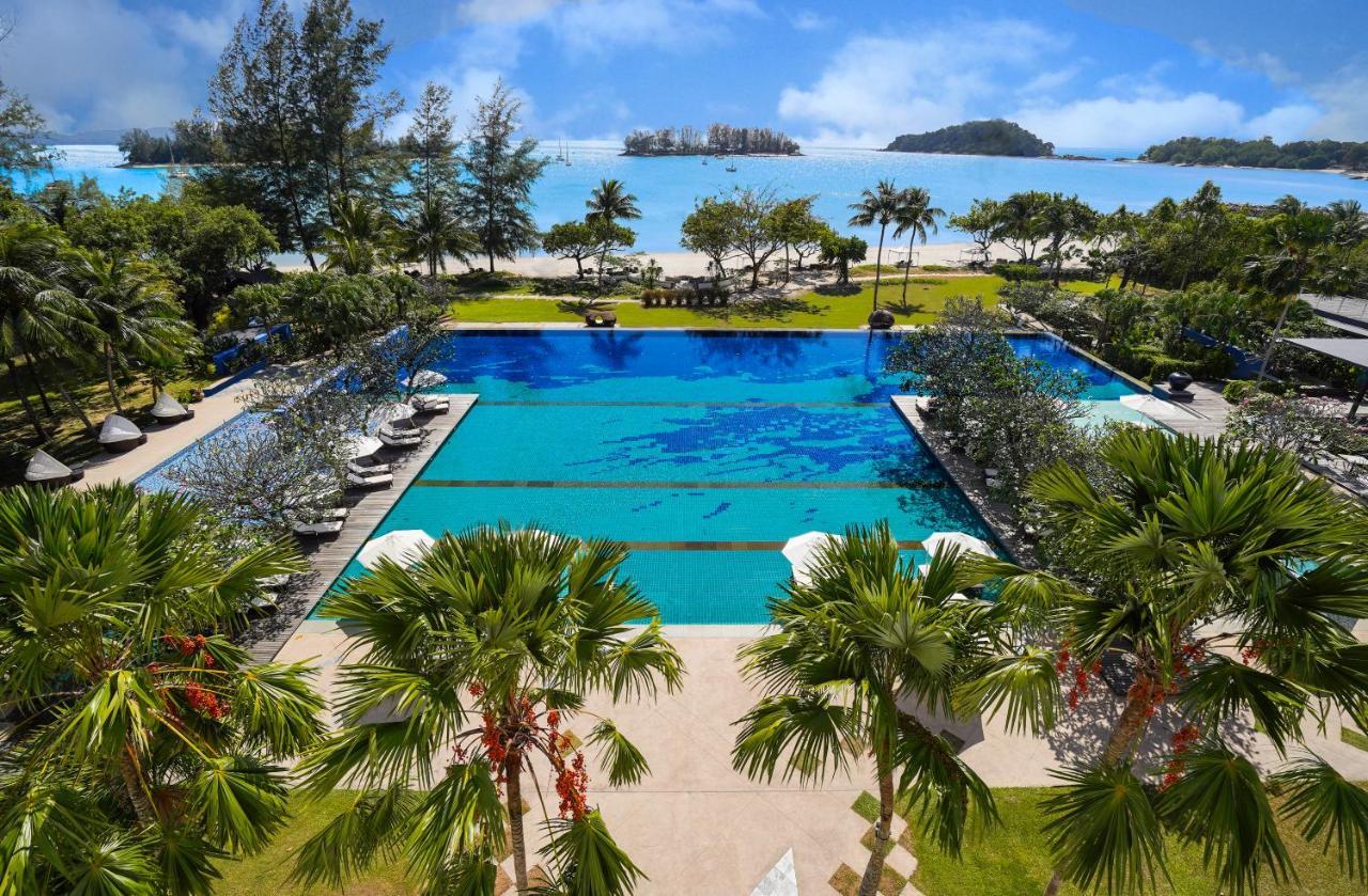 The Danna Langkawi - A Member Of Small Luxury Hotels Of The World Pantai Kok Esterno foto The pool at the InterContinental Changi Airport