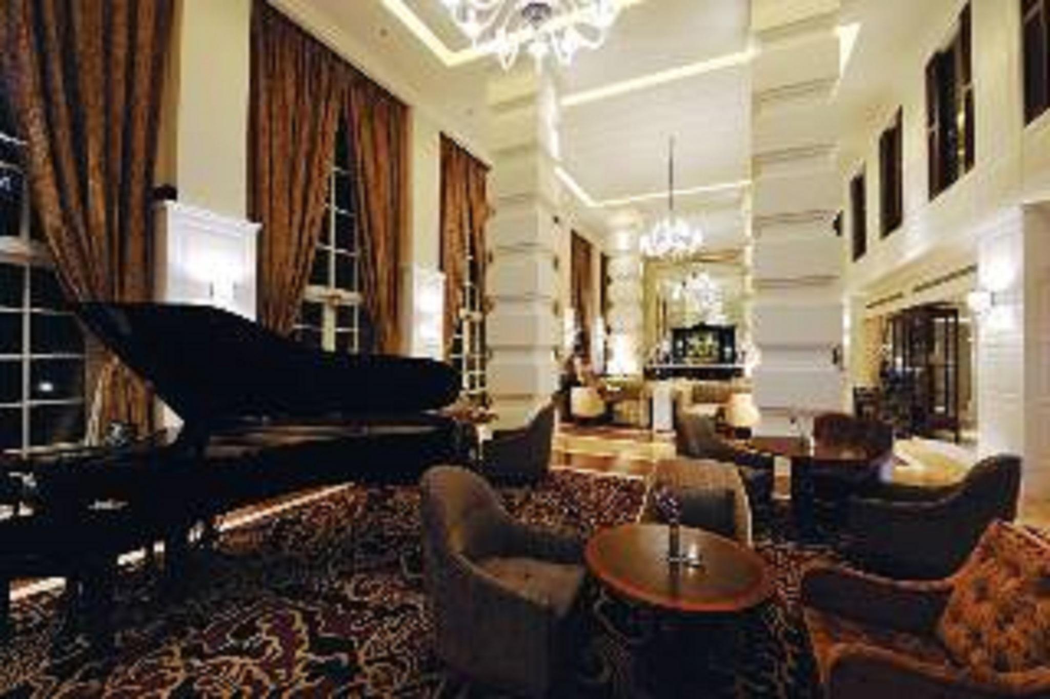 The Danna Langkawi - A Member Of Small Luxury Hotels Of The World Pantai Kok Esterno foto The lobby of the hotel