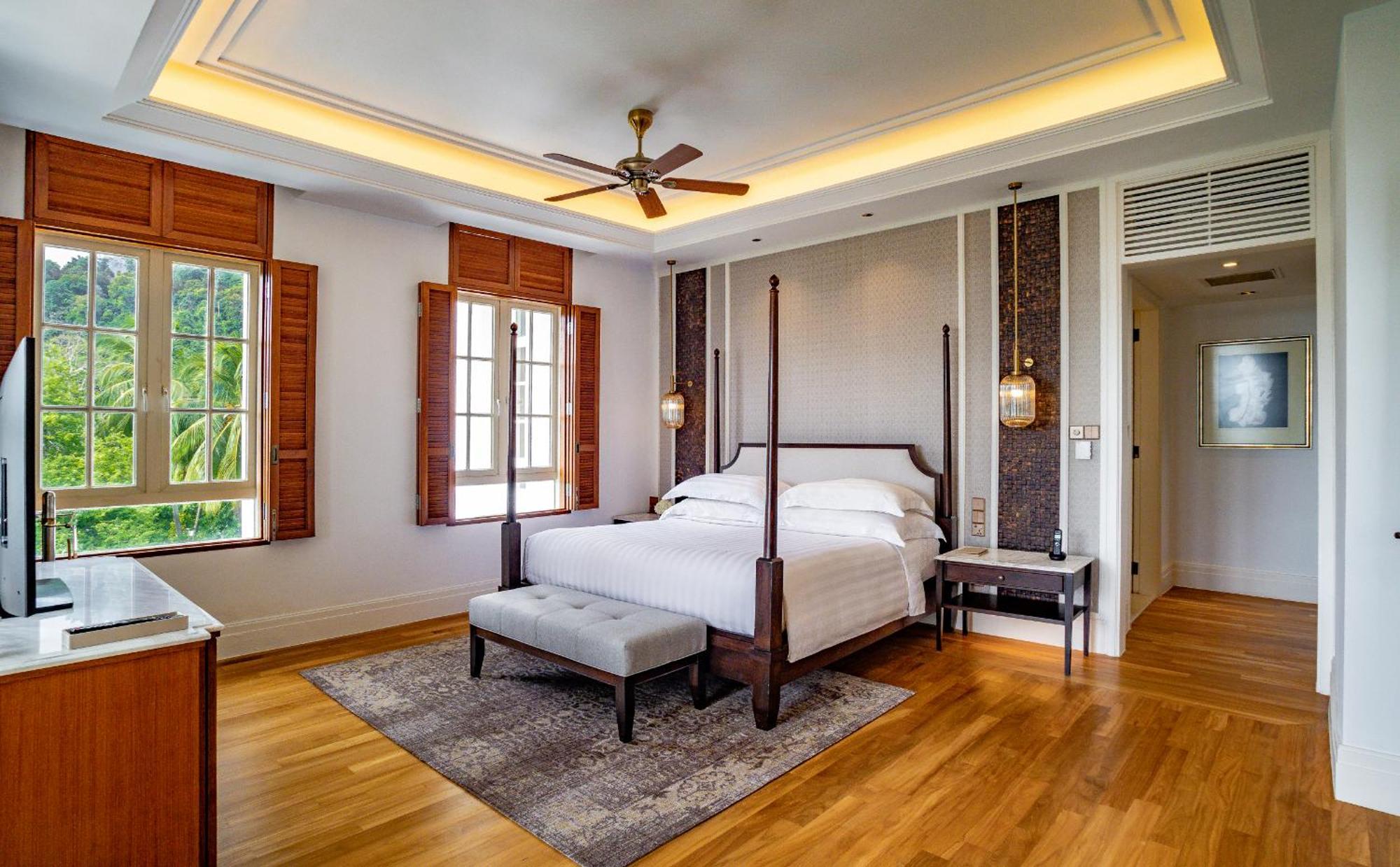 The Danna Langkawi - A Member Of Small Luxury Hotels Of The World Pantai Kok Esterno foto A bedroom at the hotel
