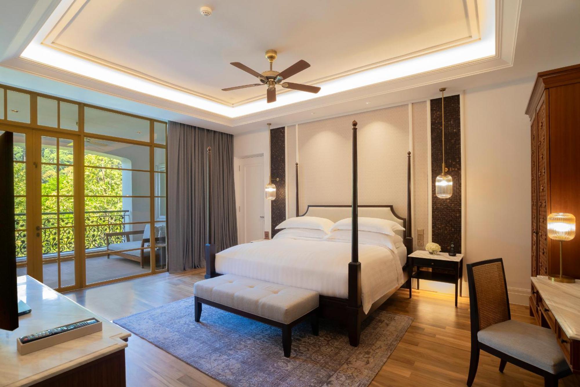 The Danna Langkawi - A Member Of Small Luxury Hotels Of The World Pantai Kok Esterno foto A bedroom at the hotel