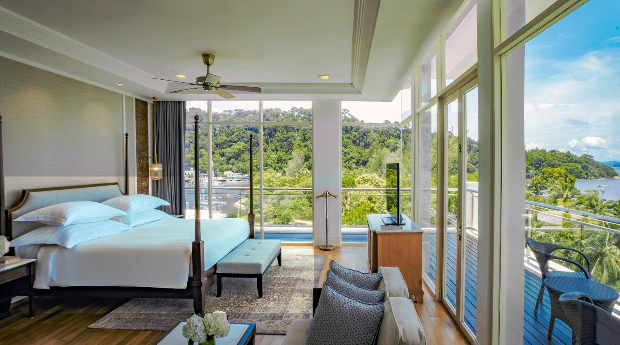 The Danna Langkawi - A Member Of Small Luxury Hotels Of The World Pantai Kok Esterno foto A bedroom at the hotel