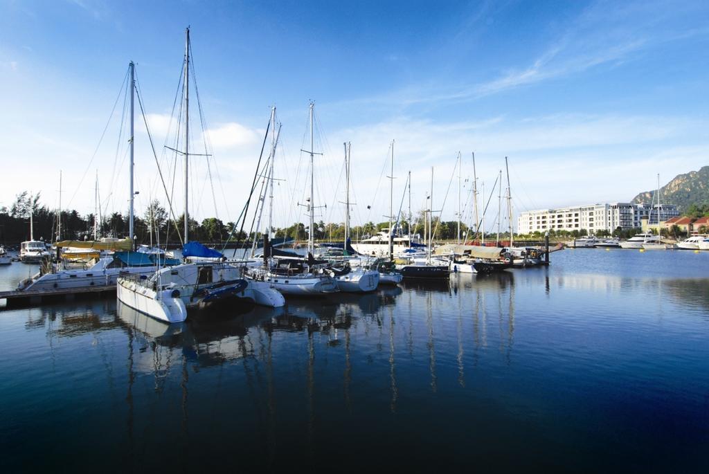 The Danna Langkawi - A Member Of Small Luxury Hotels Of The World Pantai Kok Esterno foto Marina at the Port of San Diego